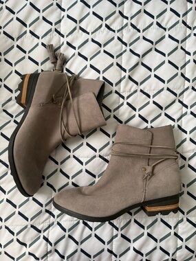 Sorel Taupe Suede Wrap Tassel Ankle Booties